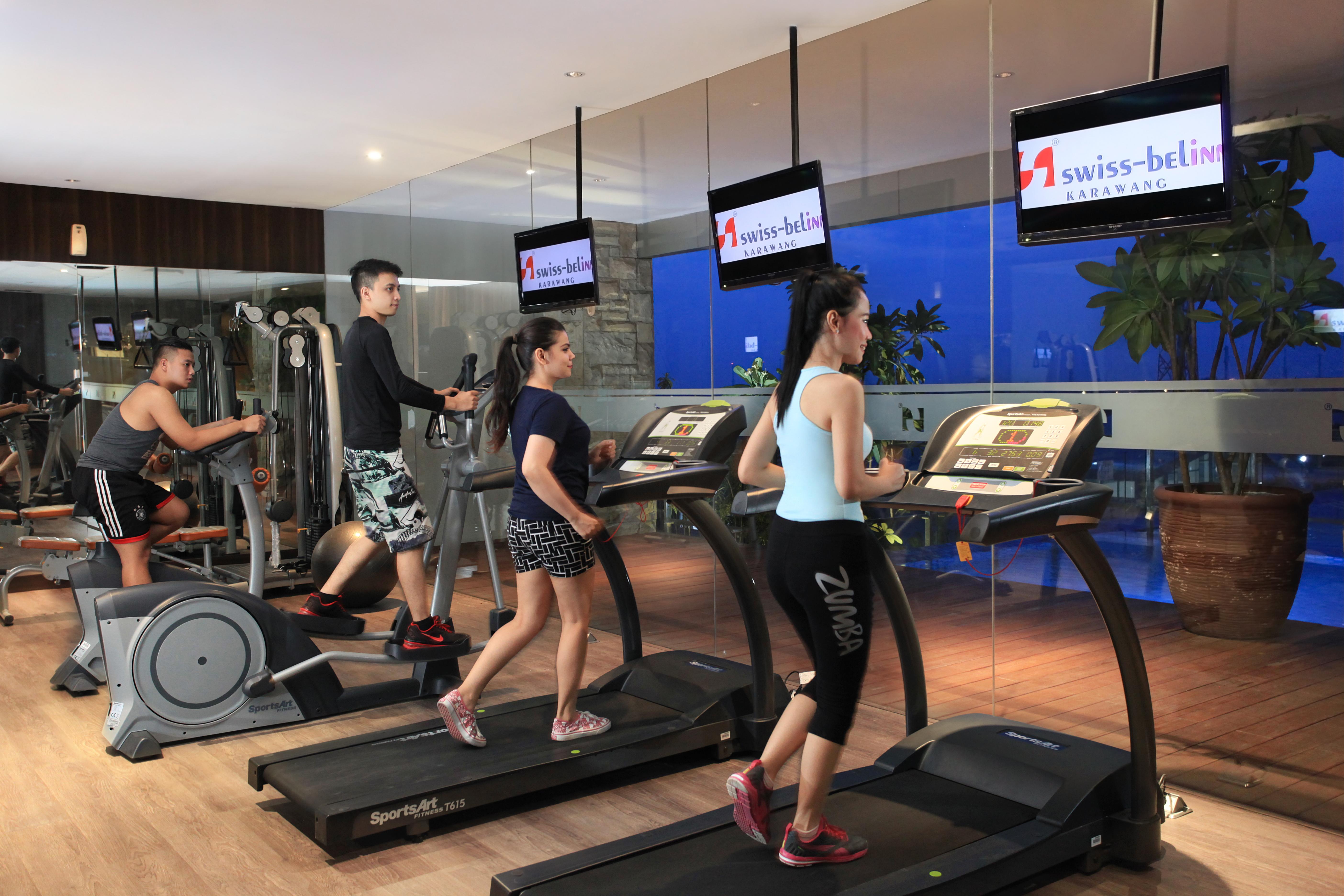 Swiss-Belinn Karawang Esterno foto